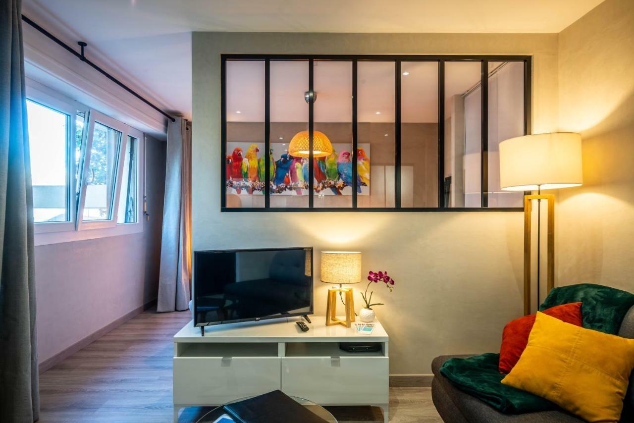 Le Chatelet- Parking Gratuit - Cosy Et Design - A 10 Mn De Geneve Annemasse Εξωτερικό φωτογραφία