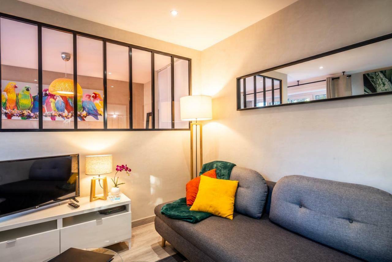 Le Chatelet- Parking Gratuit - Cosy Et Design - A 10 Mn De Geneve Annemasse Εξωτερικό φωτογραφία